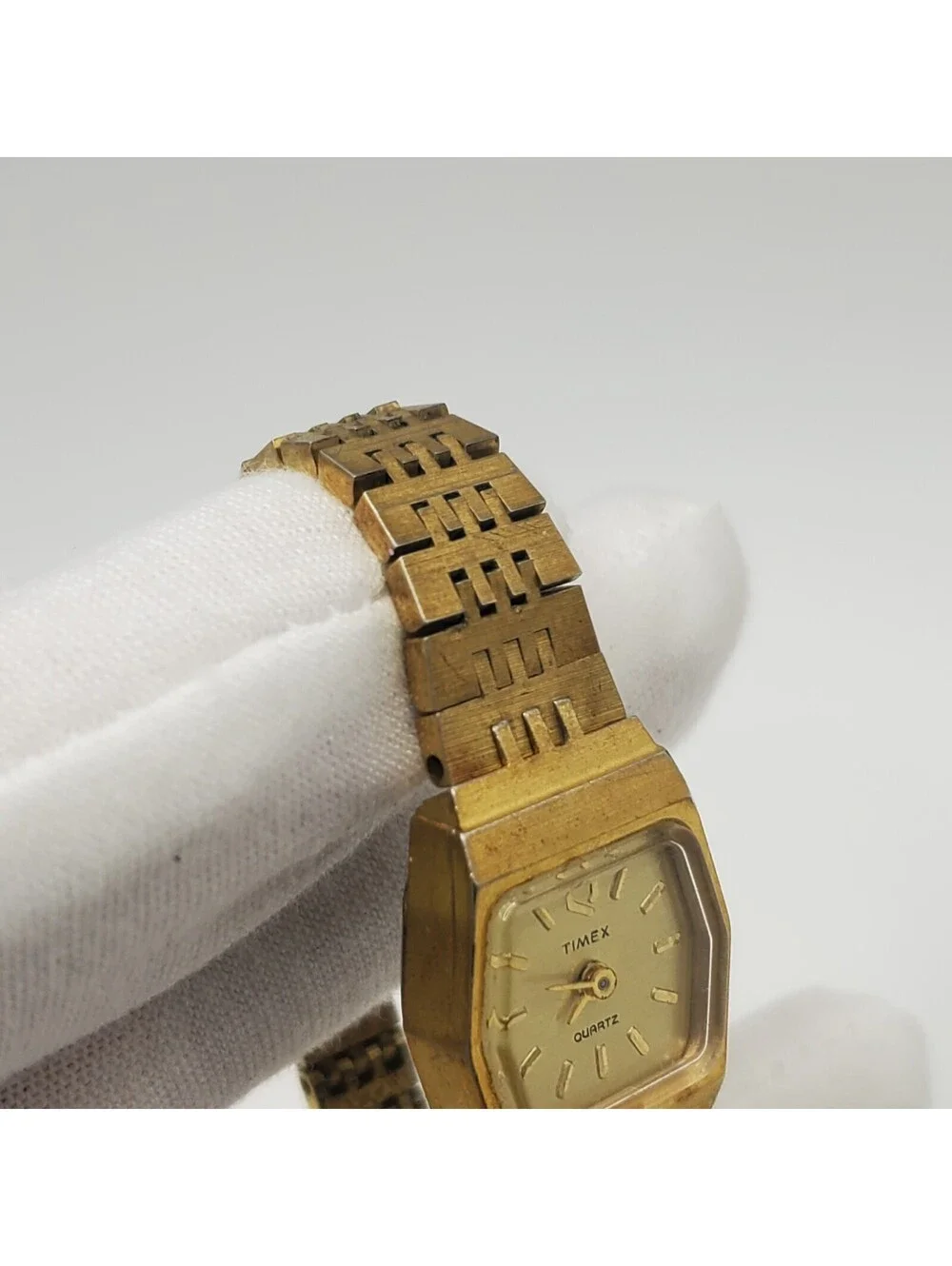 Vintage Timex Q K-Cell Pusher Quartz Watch Womens For Parts Or Repair